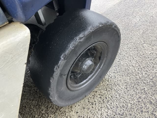 Forklift — Auction (lot 8460-4055)