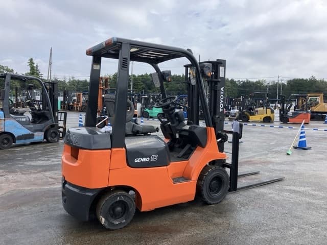 Forklift — Auction (lot 8460-4060)