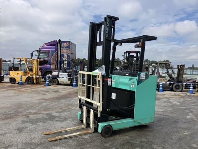 Reach Forklift — Auction (lot 8460-4062)