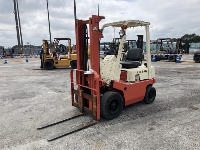 Forklift — Auction (lot 8460-4069)