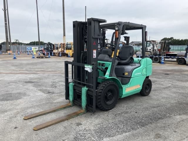 Forklift — Auction (lot 8460-4071)