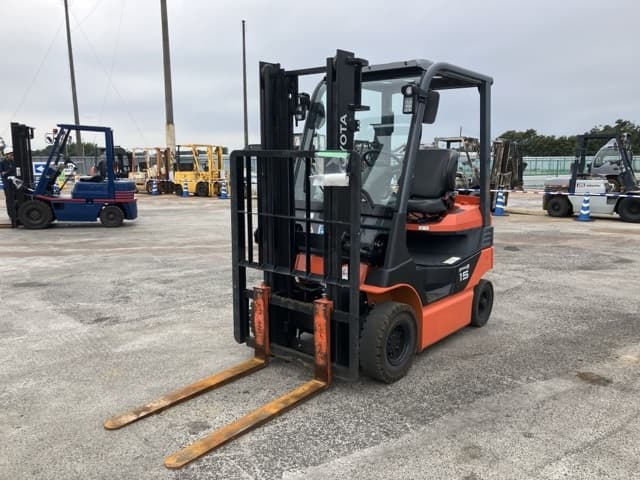Battery Forklift — Auction (lot 8460-4079)
