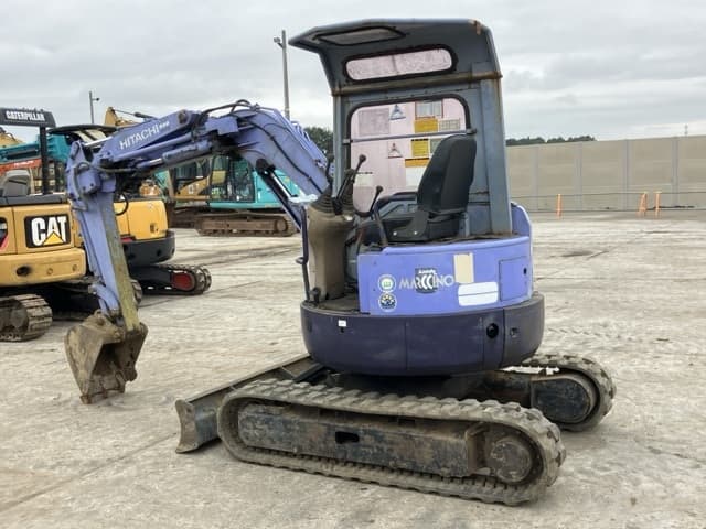 MINI EXCAVATOR — Auction (lot 8460-408)