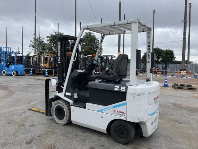 Battery Forklift — Auction (lot 8460-4084)