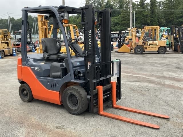 Forklift — Auction (lot 8460-4089)