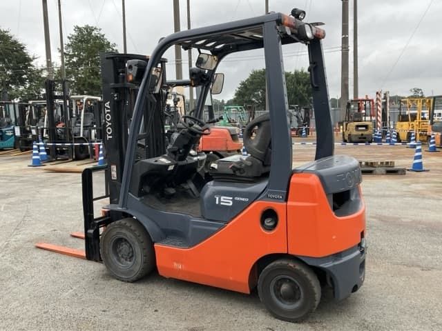 Forklift — Auction (lot 8460-4089)