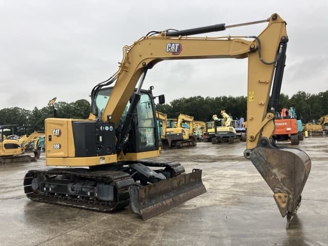EXCAVATOR — Auction (lot 8460-409)