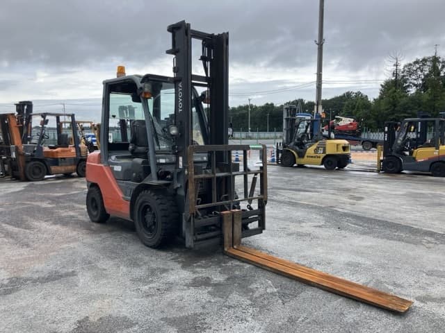 Forklift — Auction (lot 8460-4091)