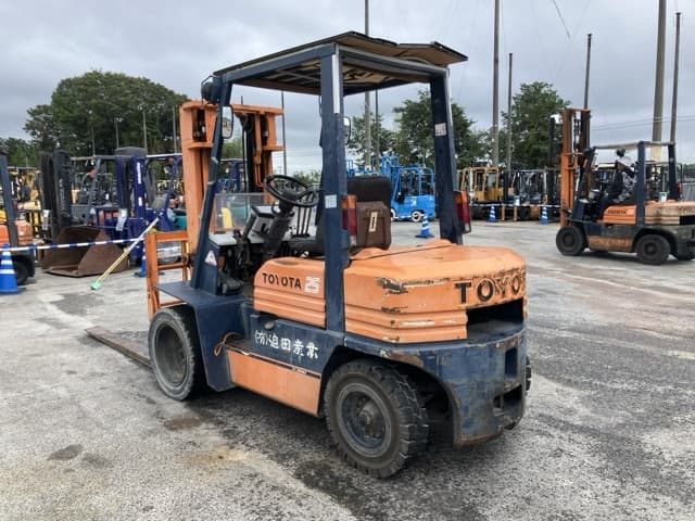 Forklift — Auction (lot 8460-4092)