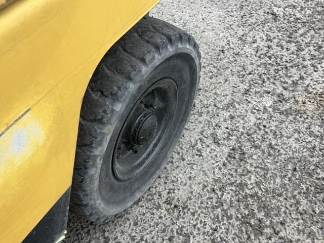 Forklift — Auction (lot 8460-4109)