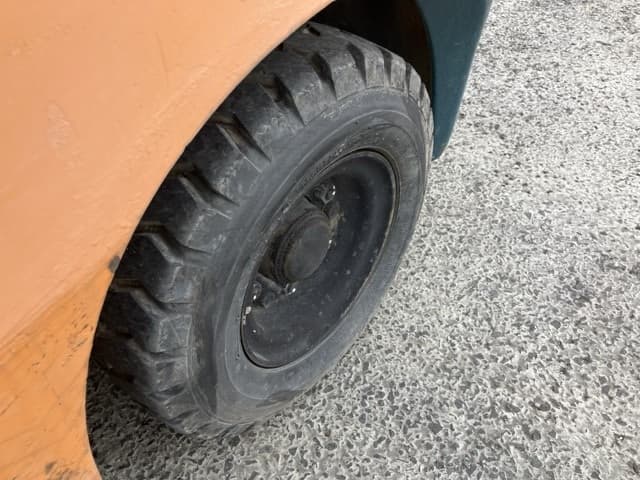 Forklift — Auction (lot 8460-4110)