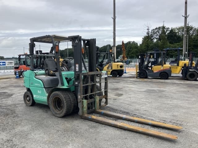 Forklift — Auction (lot 8460-4111)