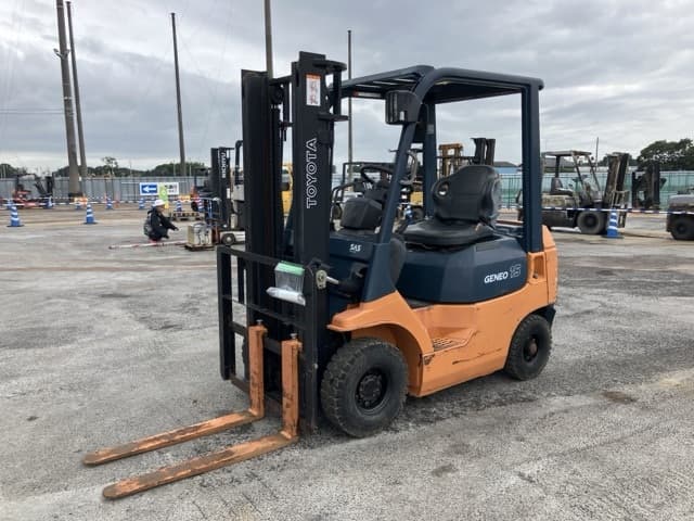 Forklift — Auction (lot 8460-4112)