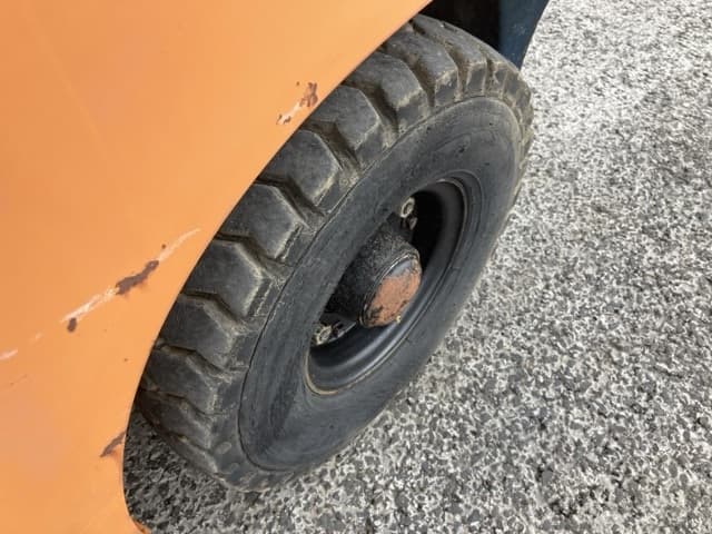 Forklift — Auction (lot 8460-4112)