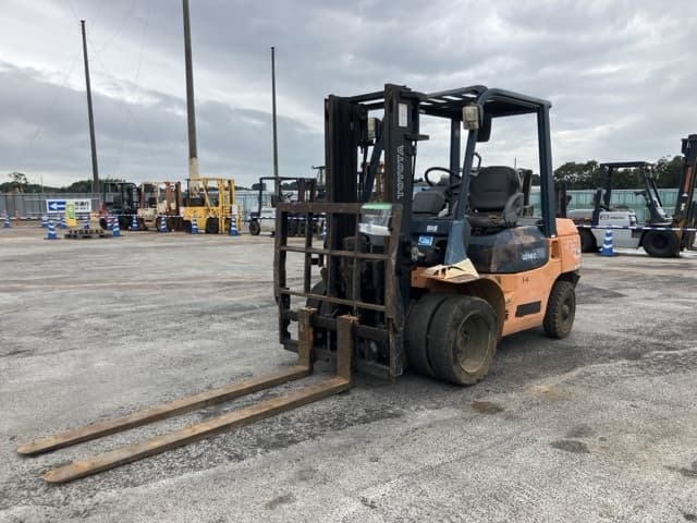Forklift — Auction (lot 8460-4113)