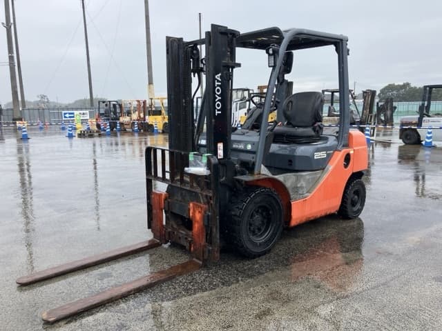 Forklift — Auction (lot 8460-4119)