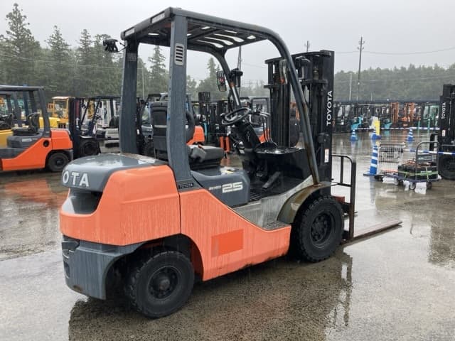 Forklift — Auction (lot 8460-4119)