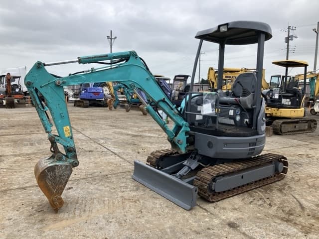 MINI EXCAVATOR — Auction (lot 8460-412)