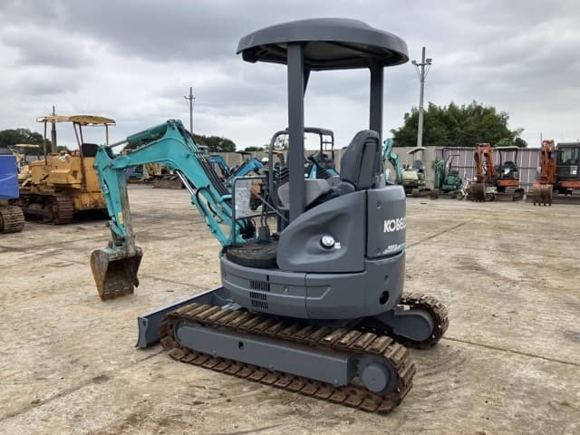 MINI EXCAVATOR — Auction (lot 8460-412)