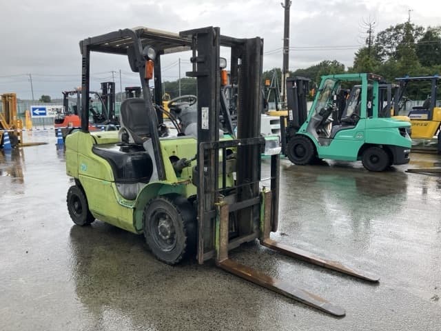 Forklift — Auction (lot 8460-4121)