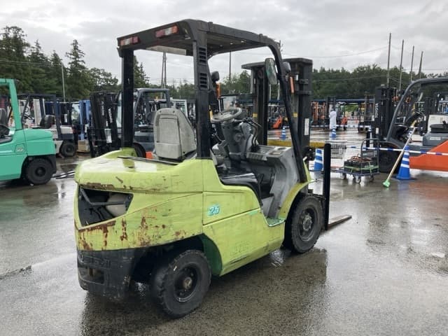 Forklift — Auction (lot 8460-4121)