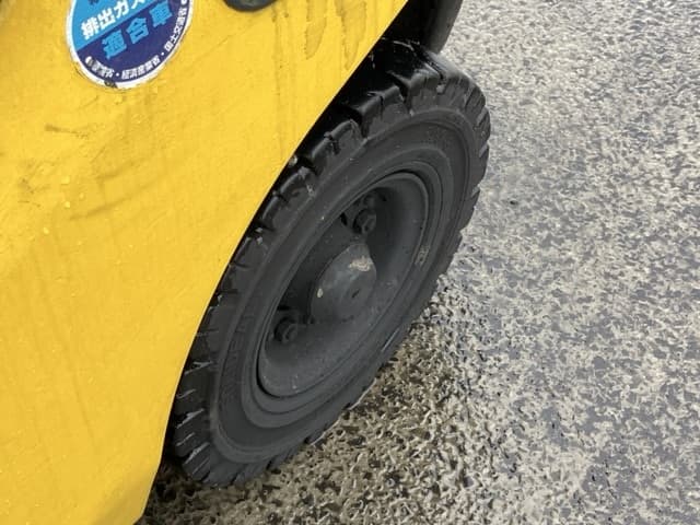 Forklift — Auction (lot 8460-4122)