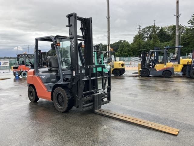 Forklift — Auction (lot 8460-4124)