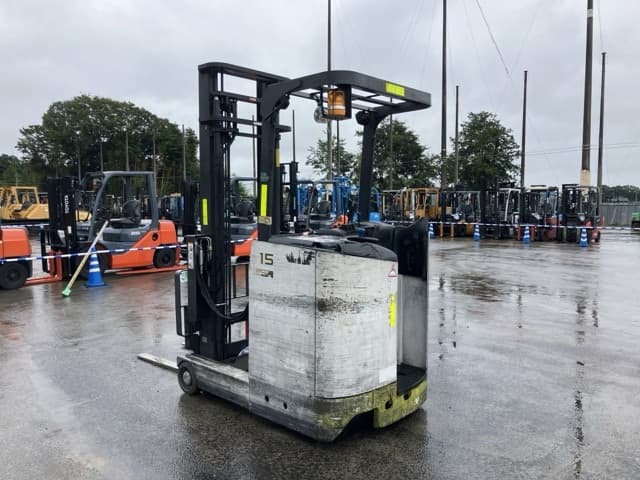 Reach Forklift — Auction (lot 8460-4125)