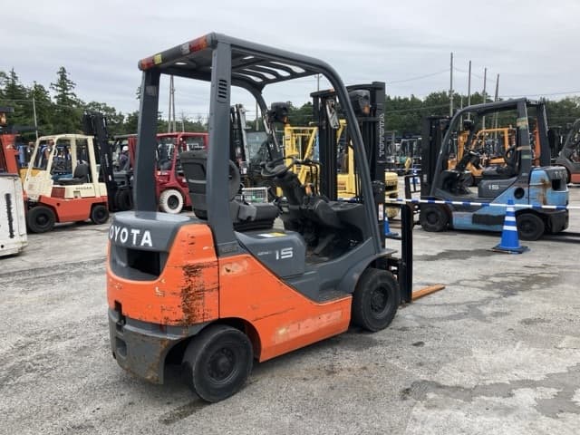 Forklift — Auction (lot 8460-4133)