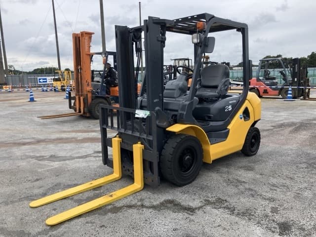 Forklift — Auction (lot 8460-4137)
