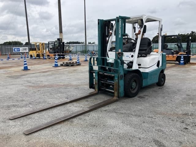 Forklift — Auction (lot 8460-4139)