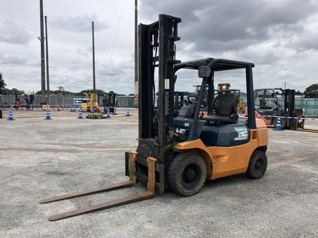 Forklift — Auction (lot 8460-4143)