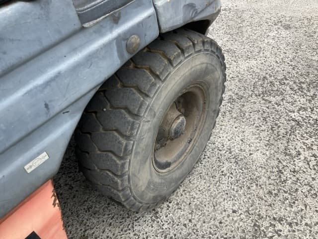 Forklift — Auction (lot 8460-4145)