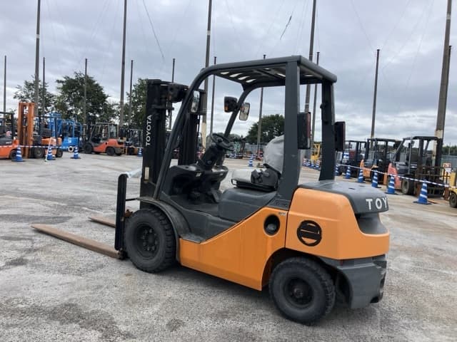 Forklift — Auction (lot 8460-4152)