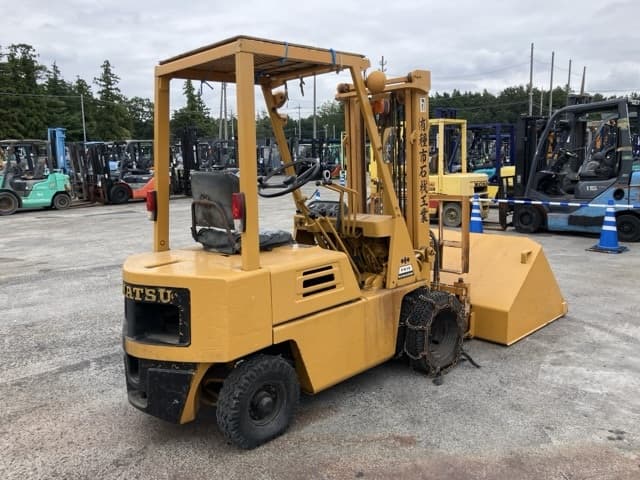 Forklift — Auction (lot 8460-4153)