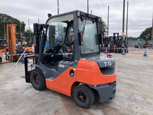 Forklift — Auction (lot 8460-4159)