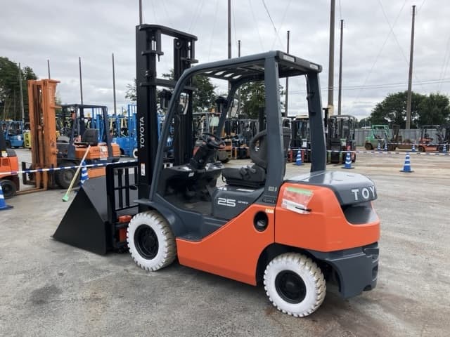 Forklift — Auction (lot 8460-4161)