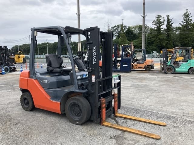 Forklift — Auction (lot 8460-4163)