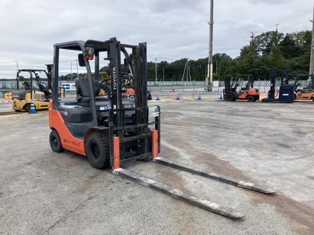 Forklift — Auction (lot 8460-4164)