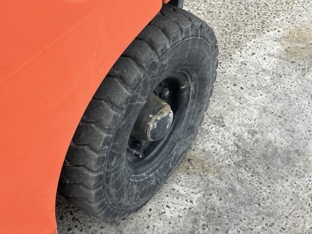 Forklift — Auction (lot 8460-4164)