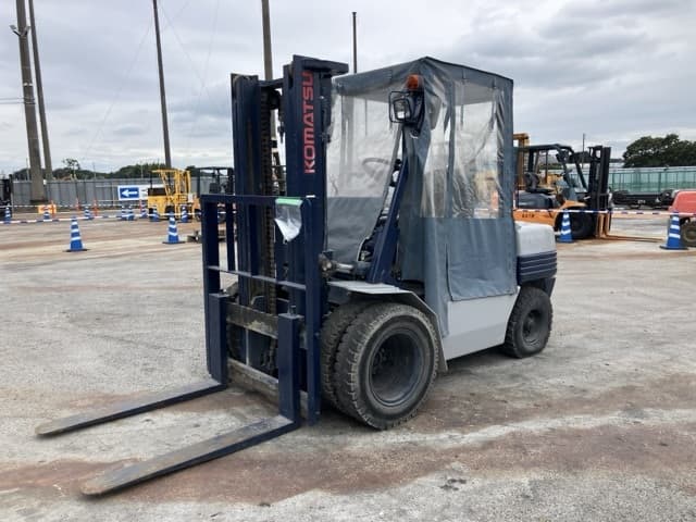 Forklift — Auction (lot 8460-4165)