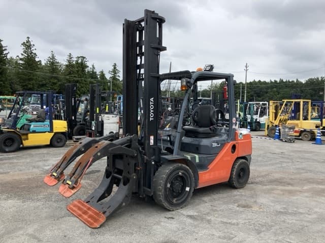 Forklift — Auction (lot 8460-4168)