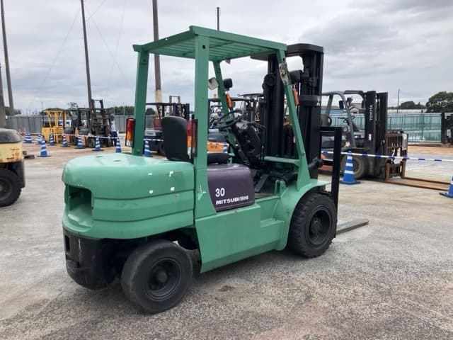 Forklift — Auction (lot 8460-4172)