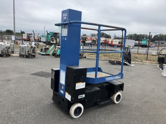 AERIAL WORK PLATFORM — Auction (lot 8460-42)