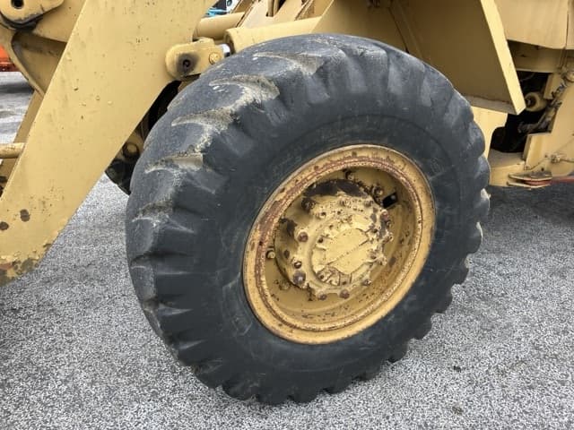 WHEEL LOADER — Auction (lot 8460-426)