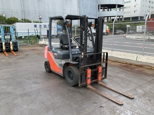 Forklift — Auction (lot 8460-44001)