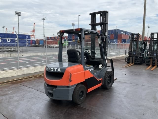 Forklift — Auction (lot 8460-44005)