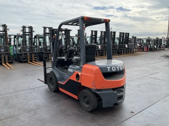 Forklift — Auction (lot 8460-44006)