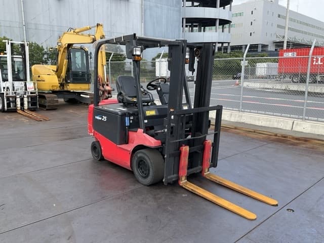 Battery Forklift — Auction (lot 8460-44012)