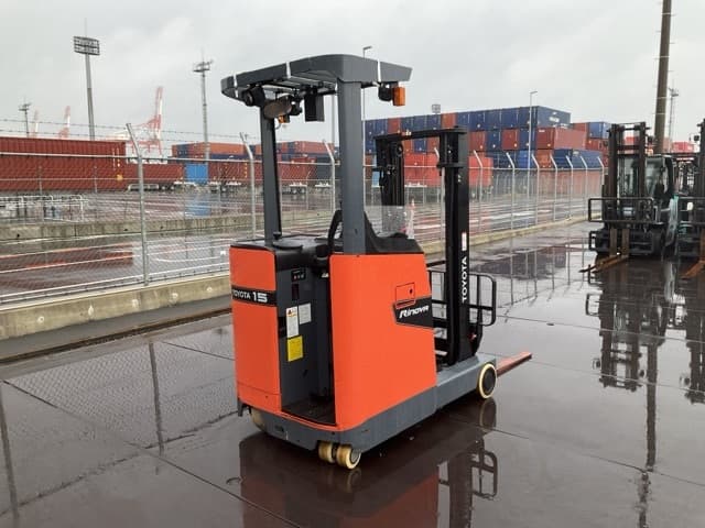 Reach Forklift — Auction (lot 8460-44013)